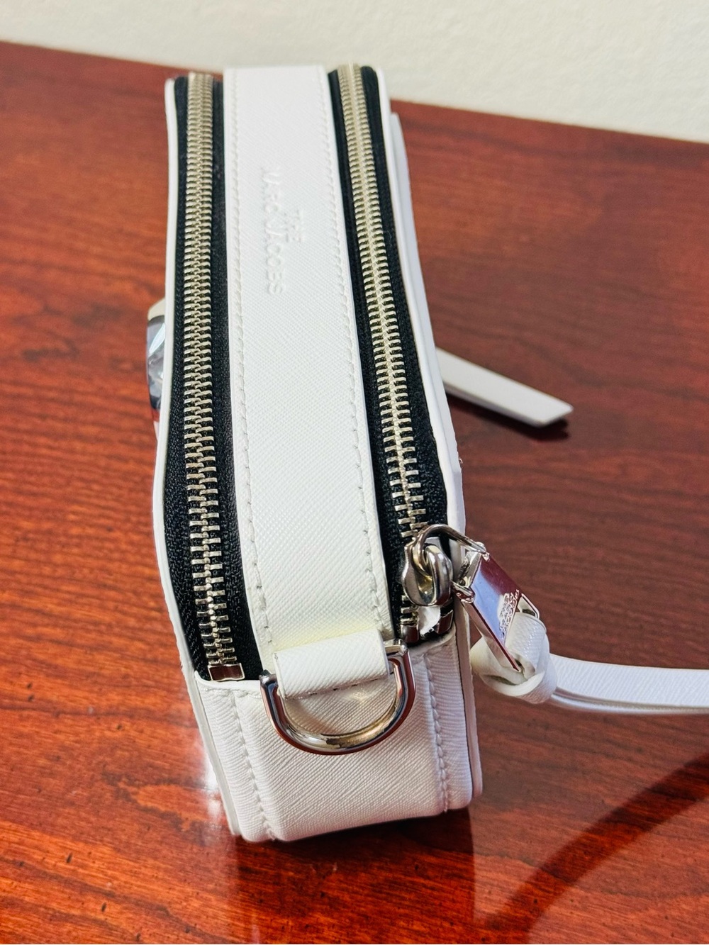 Marc Jacobs Snapshot Camera White Crossbody Bag - Picture 5 of 14